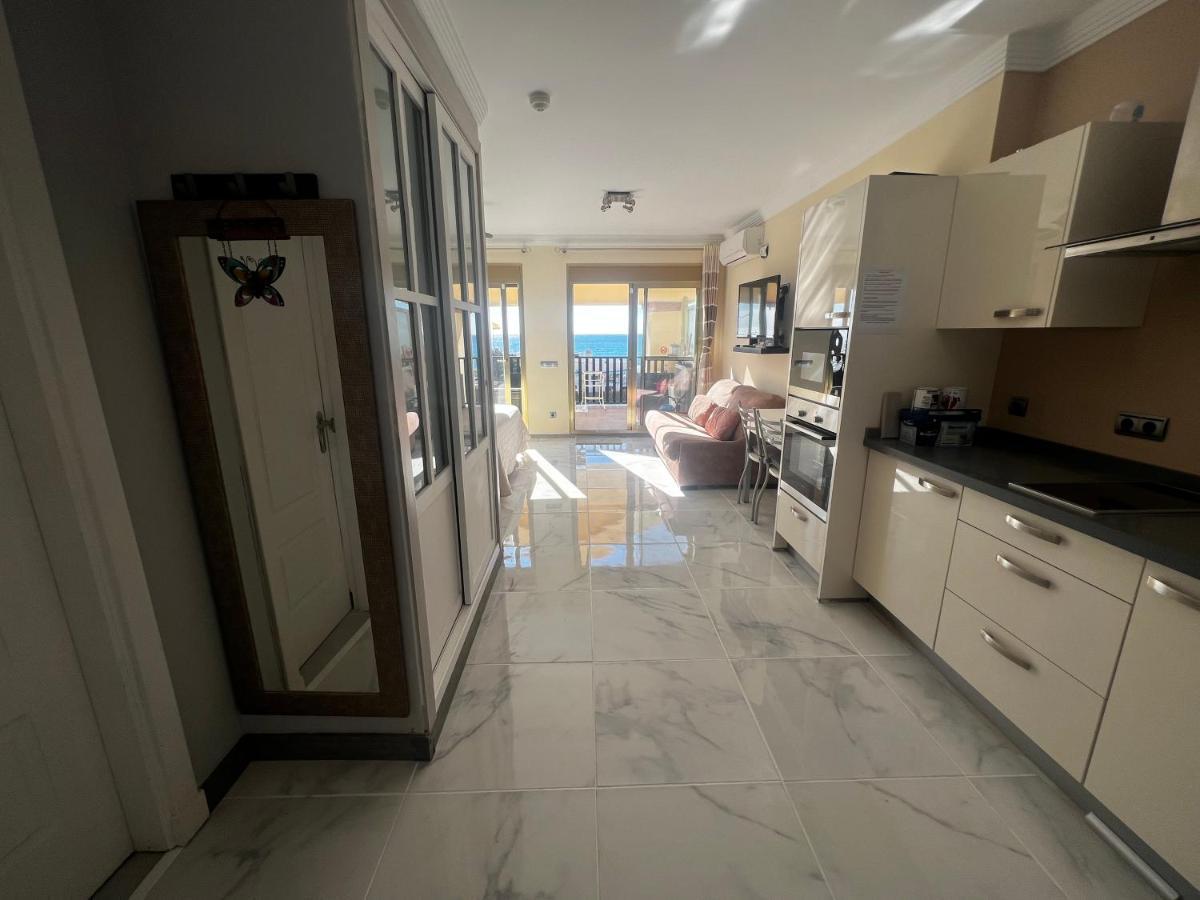 Beachfront - Sea Views - Apartment